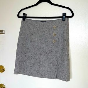 the limited grey button detail skirt